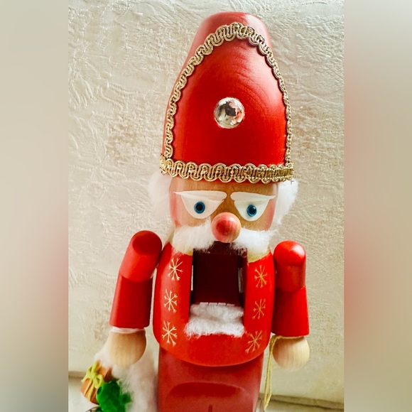 STEINBACH GERMAN WOODEN NUTCRACKER CHUBBY “STAR SANTA”  S1350 NEW - Picture 4 of 7